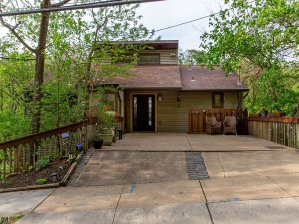 120 Swan Street, Lambertville, NJ 08530