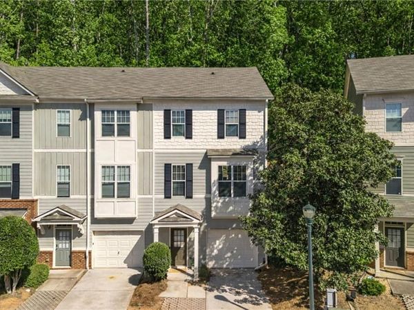 1766 Oakbrook Lane NW, Unit 9, Kennesaw, GA 30152