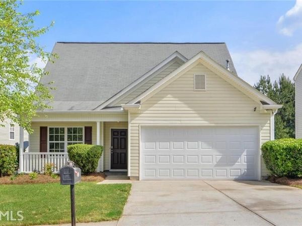 635 Sable View Lane , Atlanta, GA 30349