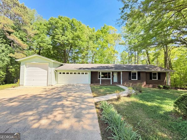 200 Dogwood Drive, Canton, GA 30114