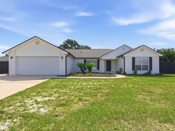 2166 Ortega Street, Navarre, FL 32566