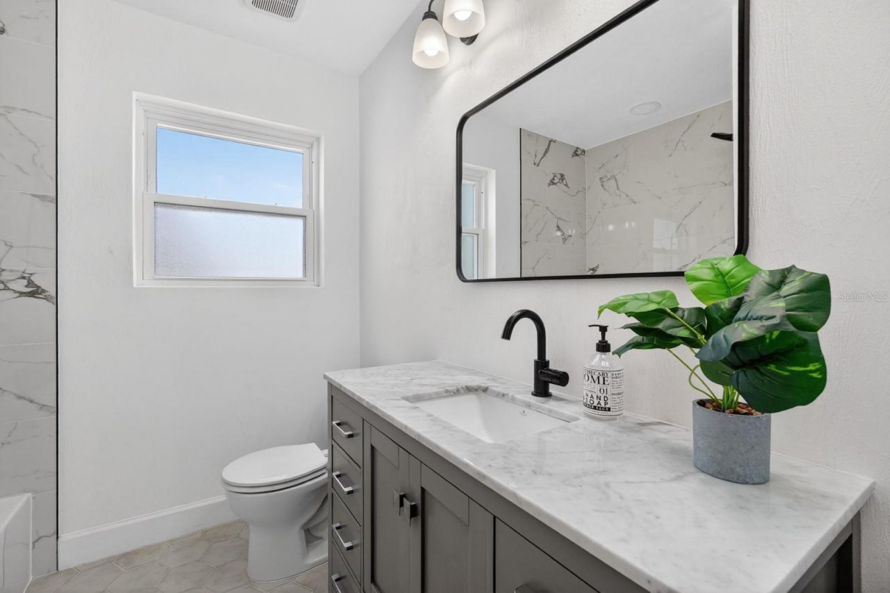 215 Ocean Terrace, Ormond Beach, FL 32176 Photo