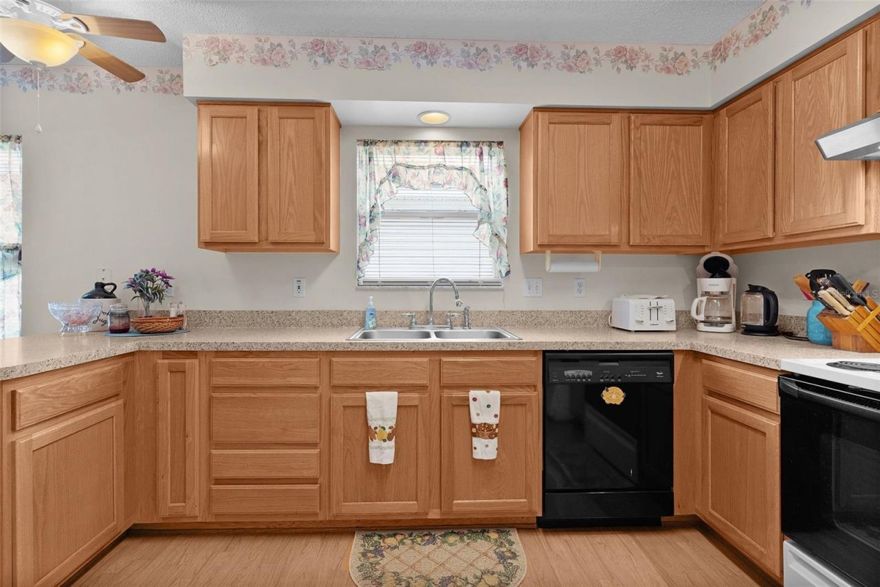 413 Westwood Drive, Leesburg, FL 34748 Photo