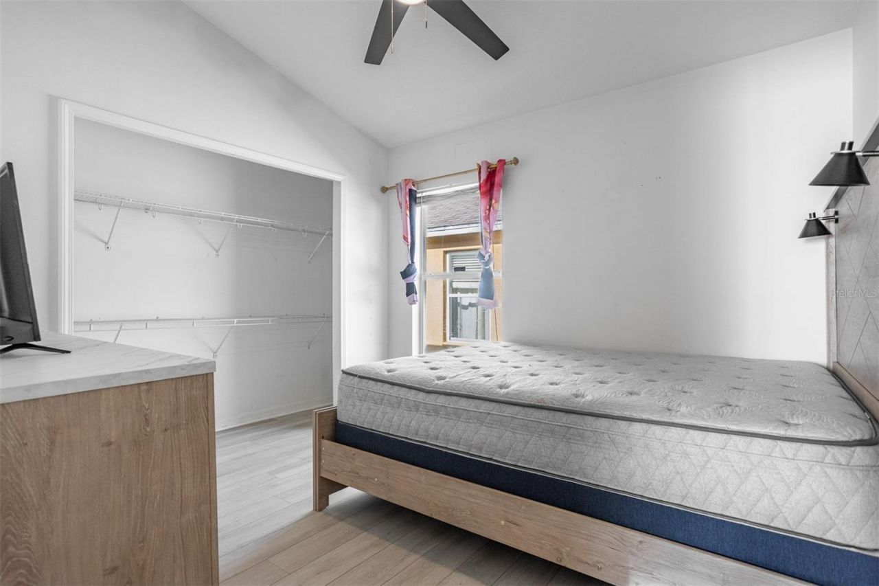 10401 Lakeside Vista Drive , Riverview, FL 33569 Photo