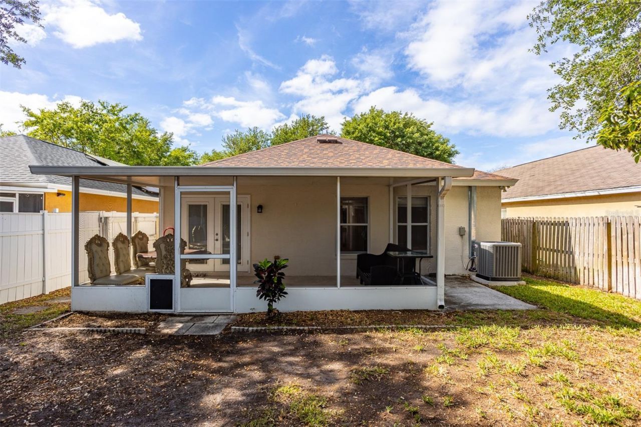 10401 Lakeside Vista Drive , Riverview, FL 33569 Photo