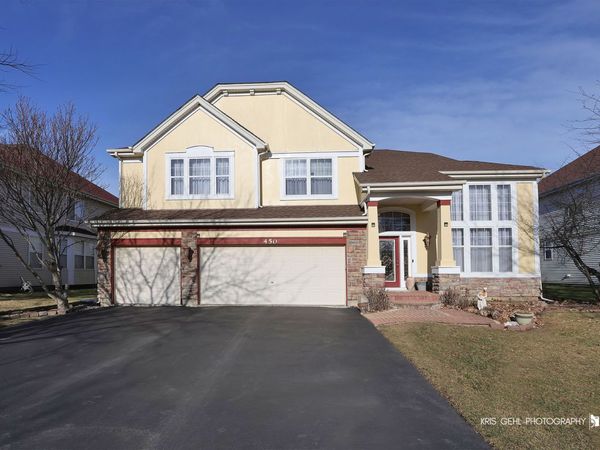 450 W Daybreak Lane , Round Lake, IL 60073