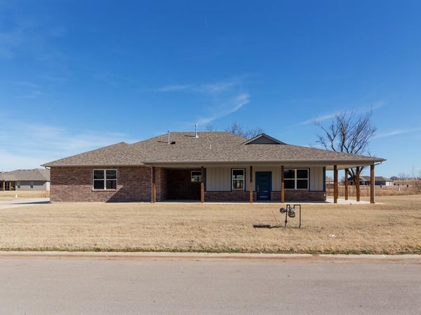 306 Kirks Hollow, Jones, OK 73049