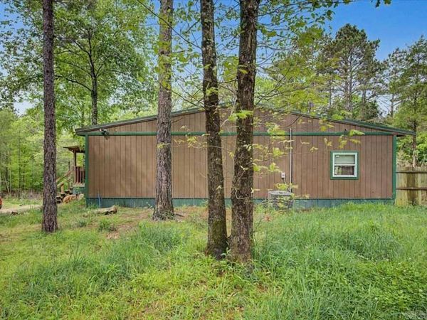 187 Moncus Loop, Amity, AR 71921