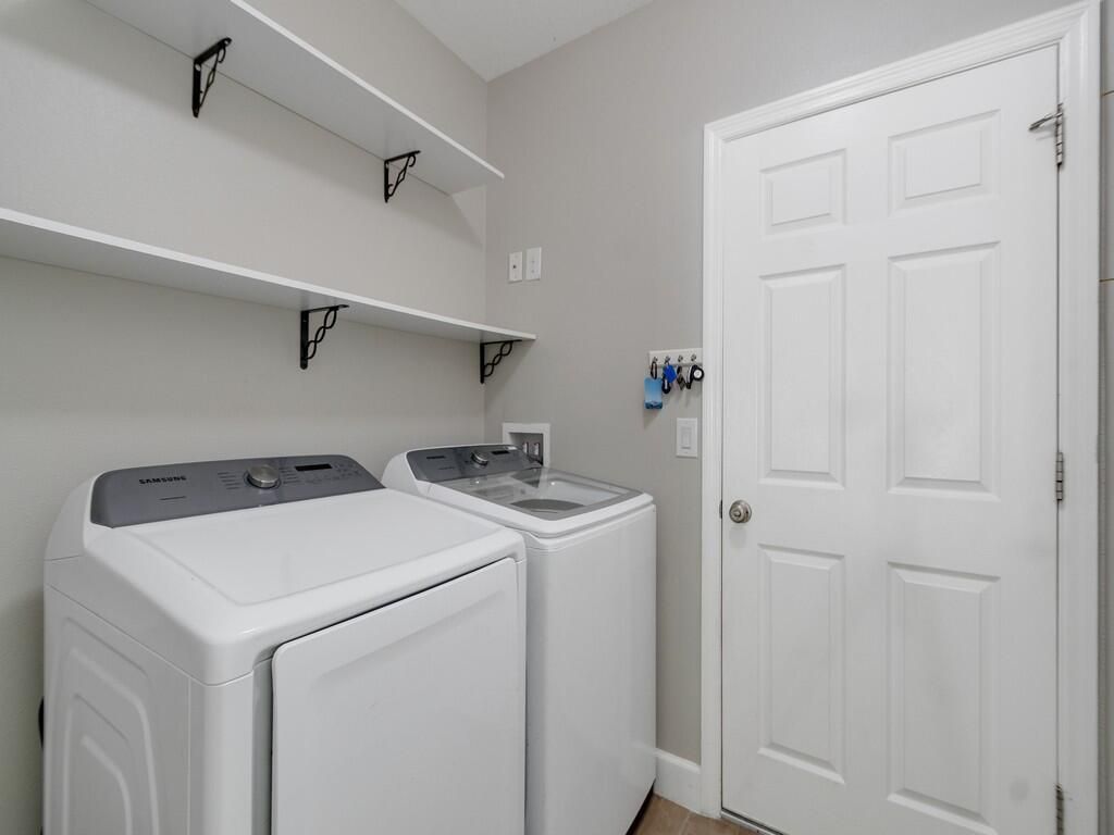 8131 Westfield Circle, Vero Beach, FL 32966 Photo