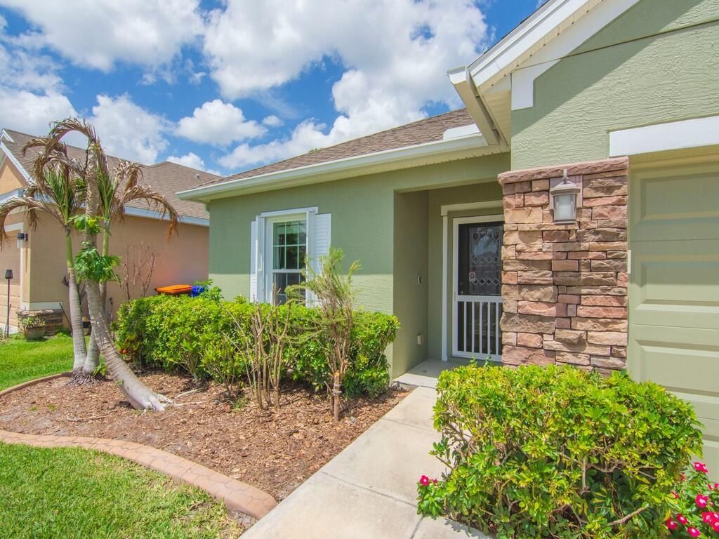 8131 Westfield Circle, Vero Beach, FL 32966 Photo