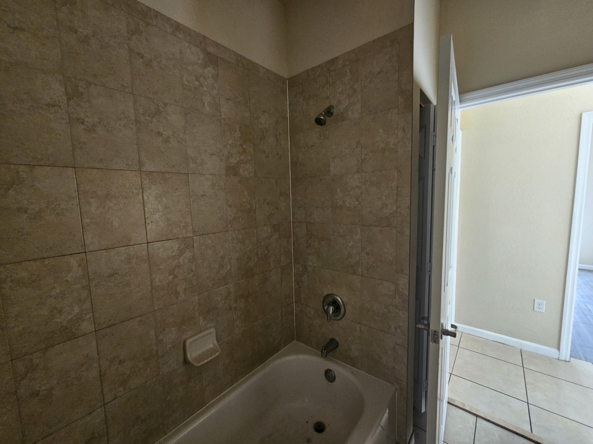 3255 NW 31st Terrace, Lauderdale Lakes, FL 33309 Photo