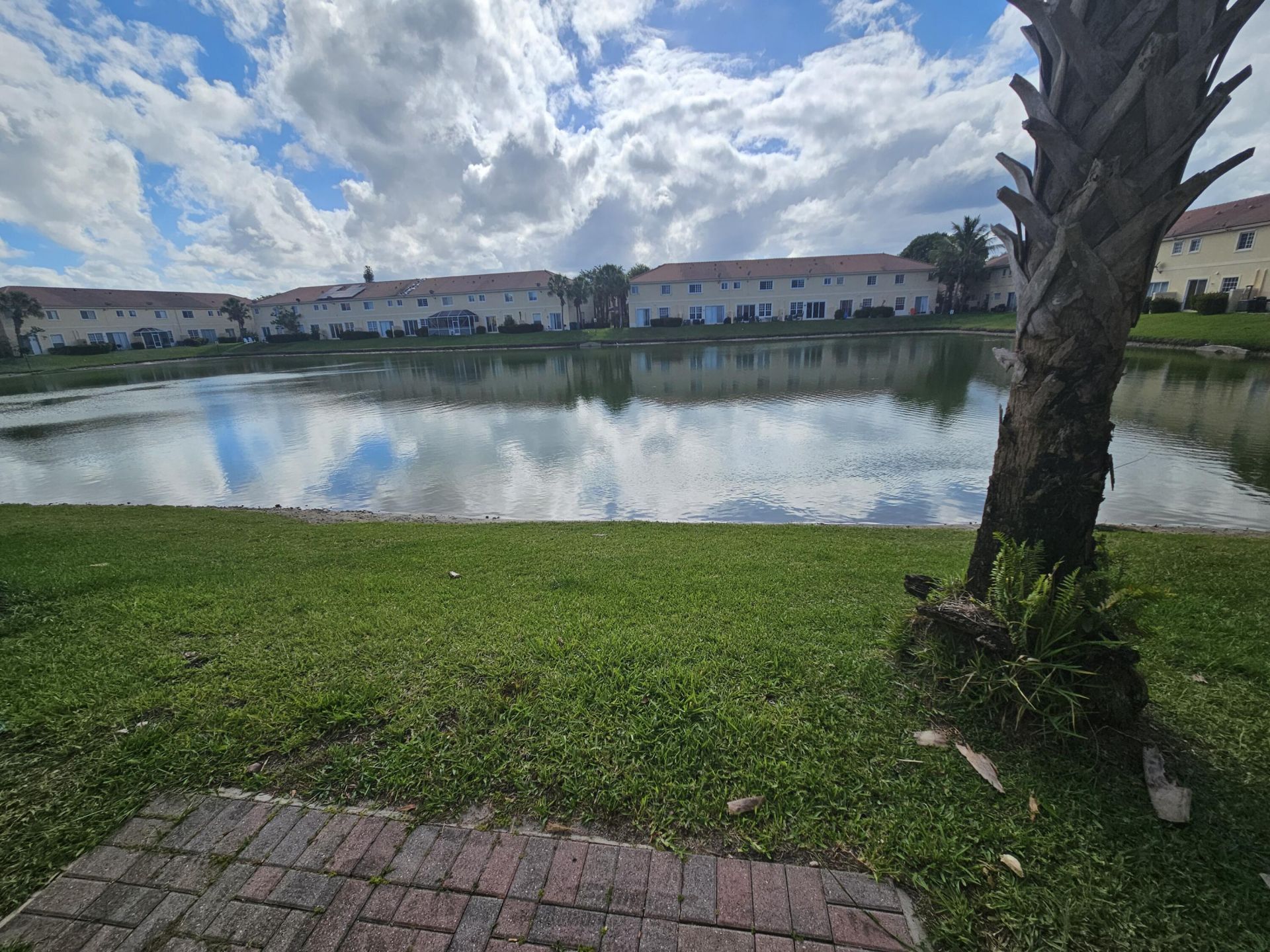 3255 NW 31st Terrace, Lauderdale Lakes, FL 33309 Photo