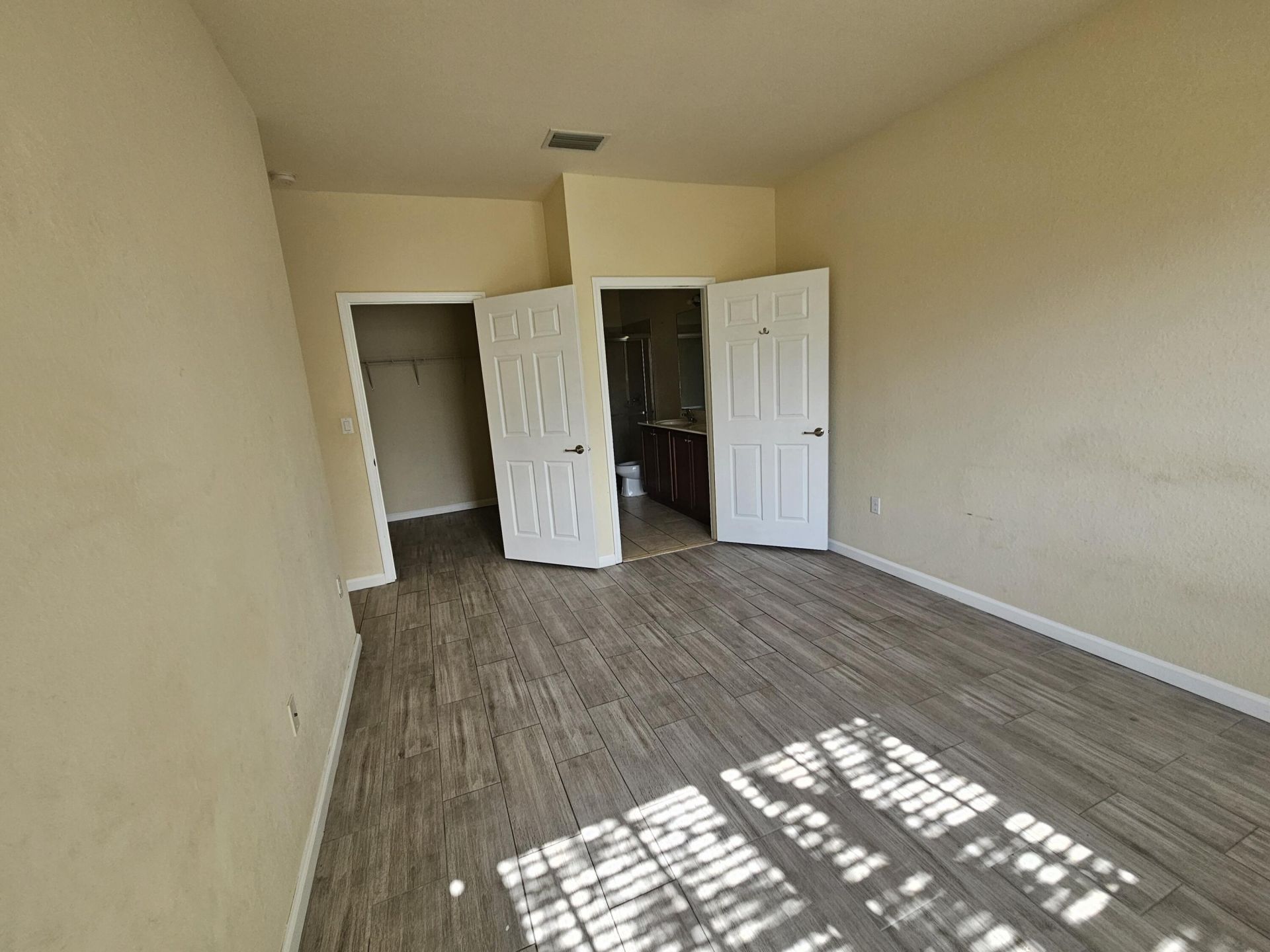 3255 NW 31st Terrace, Lauderdale Lakes, FL 33309 Photo