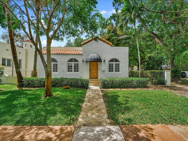1102 Genoa St , Coral Gables, FL 33134