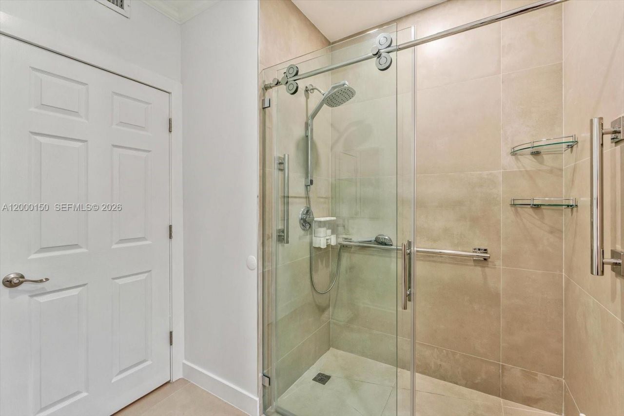 1102 Genoa St , Coral Gables, FL 33134 Photo