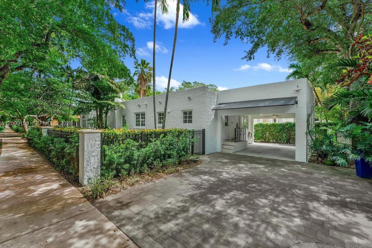 1102 Genoa St, Coral Gables, FL 33134 Photo