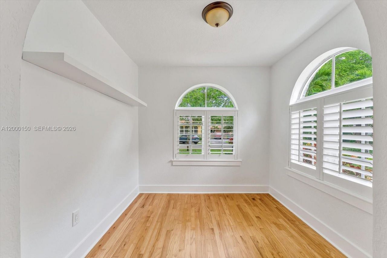 1102 Genoa St , Coral Gables, FL 33134 Photo