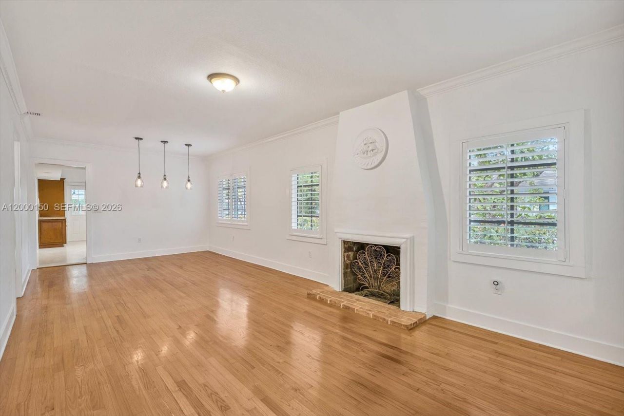 1102 Genoa St , Coral Gables, FL 33134 Photo