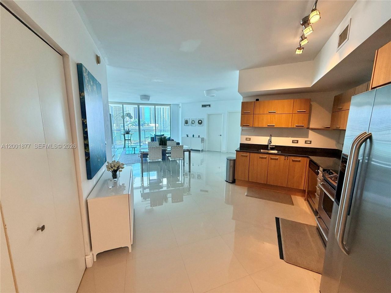 350 S Miami Ave , Unit 1601, Miami, FL 33130 Photo