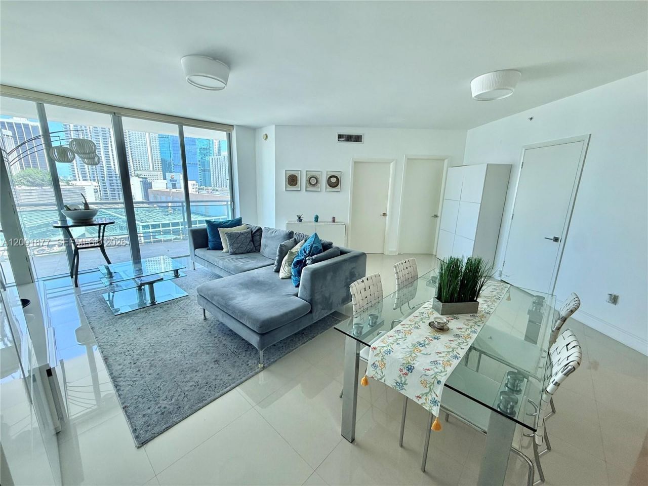 350 S Miami Ave , Unit 1601, Miami, FL 33130 Photo