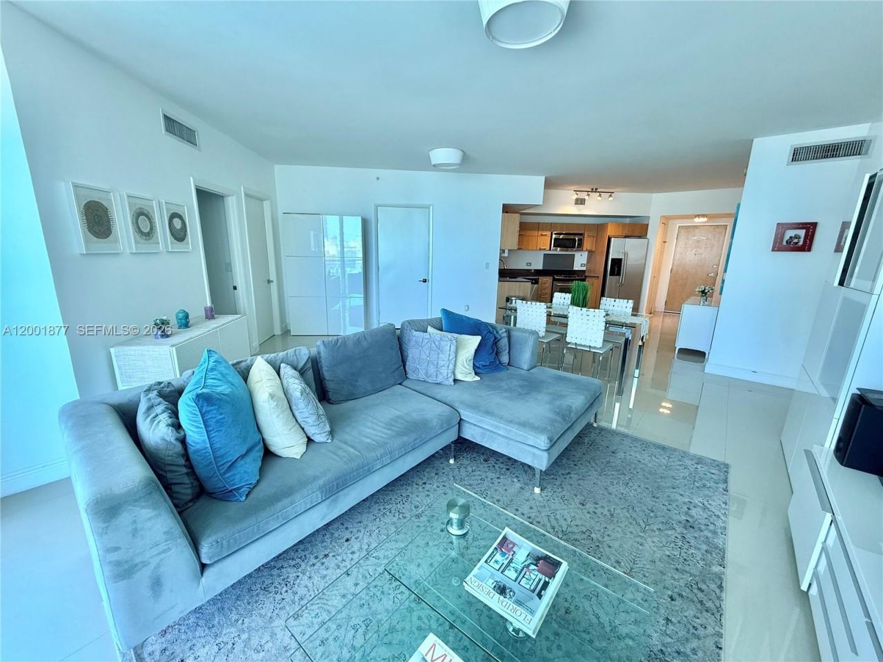 350 S Miami Ave , Unit 1601, Miami, FL 33130 Photo