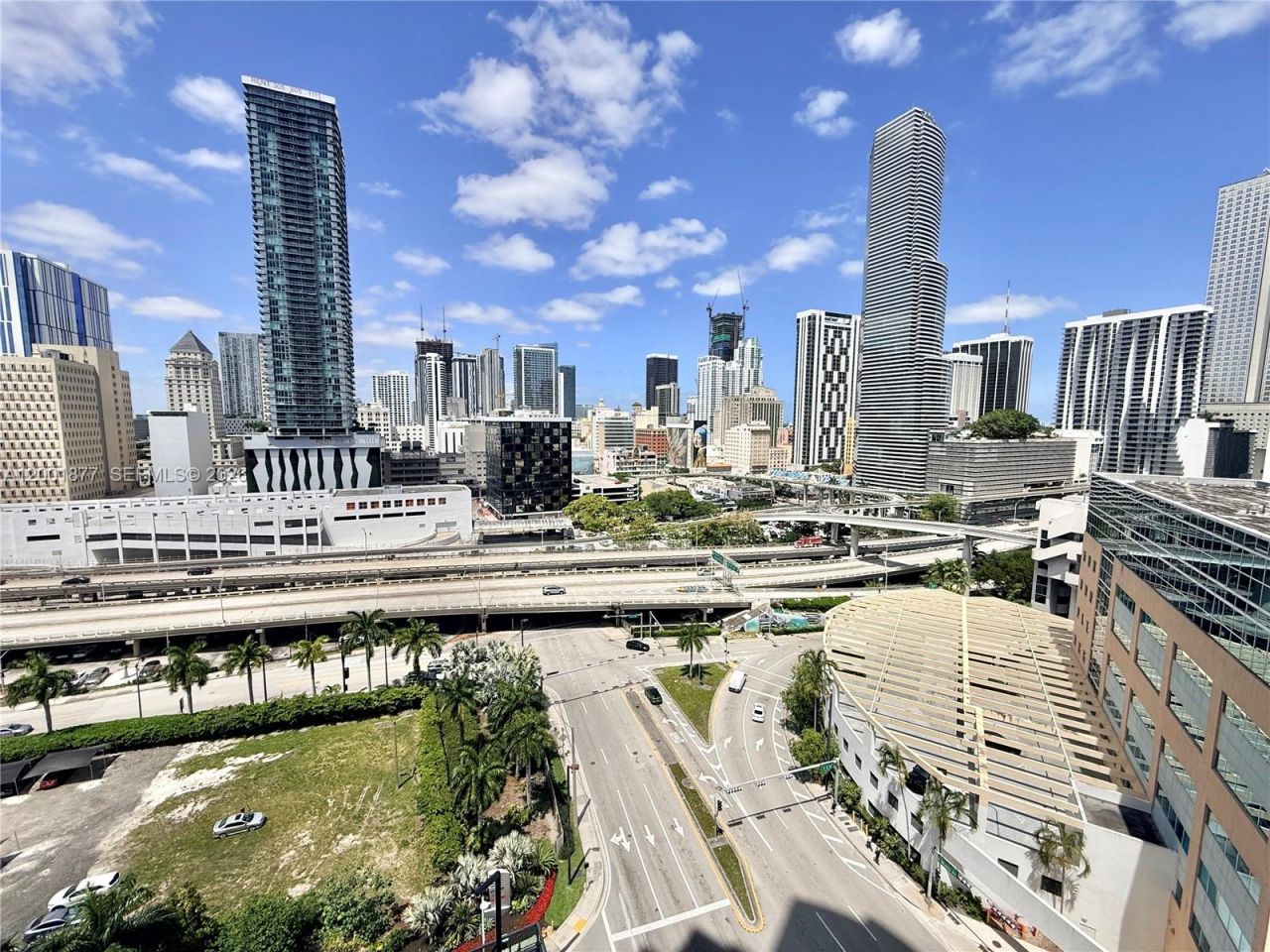 350 S Miami Ave, Unit 1601, Miami, FL 33130 Photo