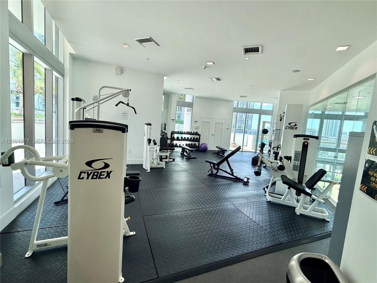 350 S Miami Ave , Unit 1601, Miami, FL 33130 Photo