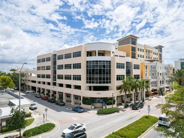 6141 Sunset Dr , Unit 102, South Miami, FL 33143