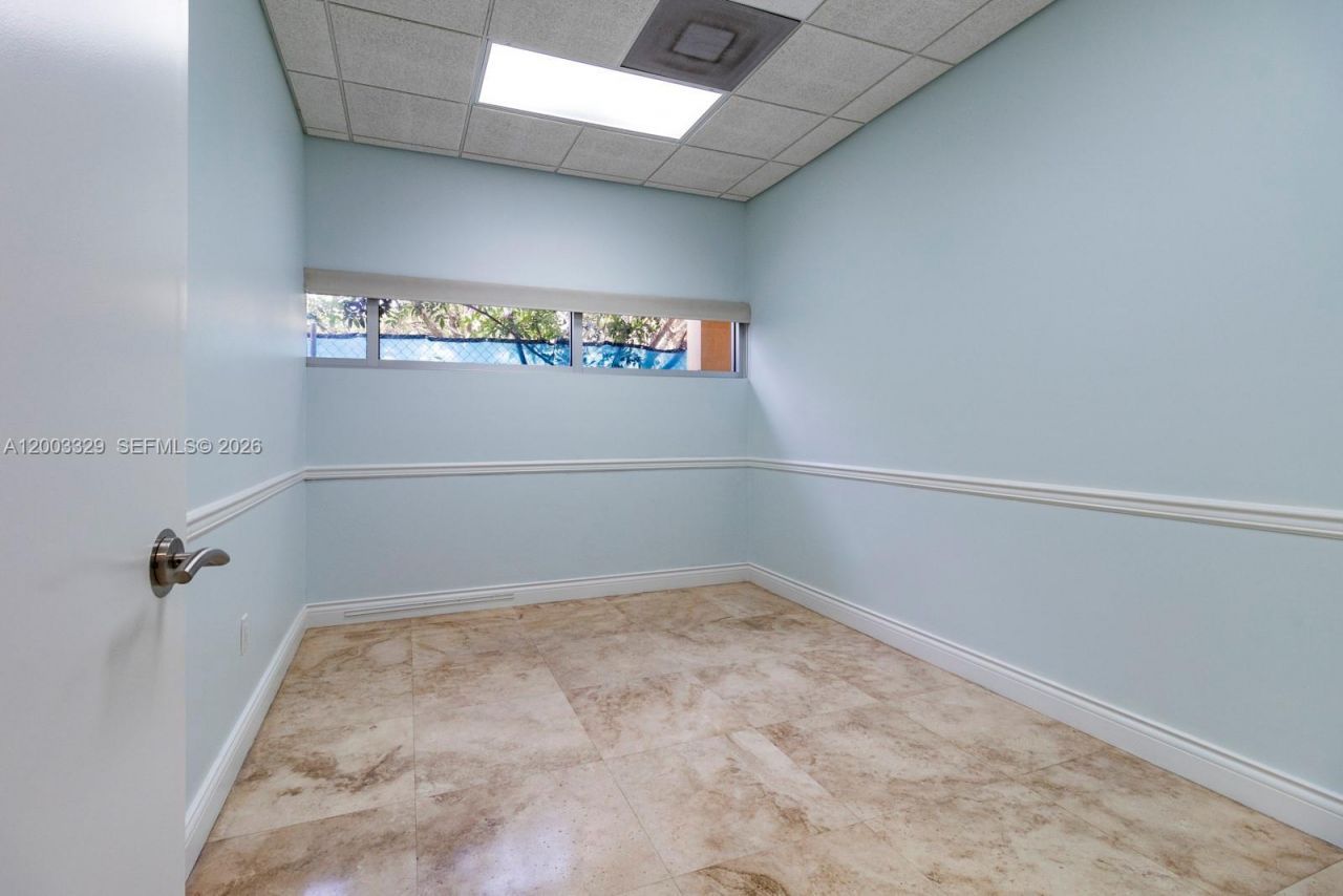 6141 Sunset Dr , Unit 102, South Miami, FL 33143 Photo