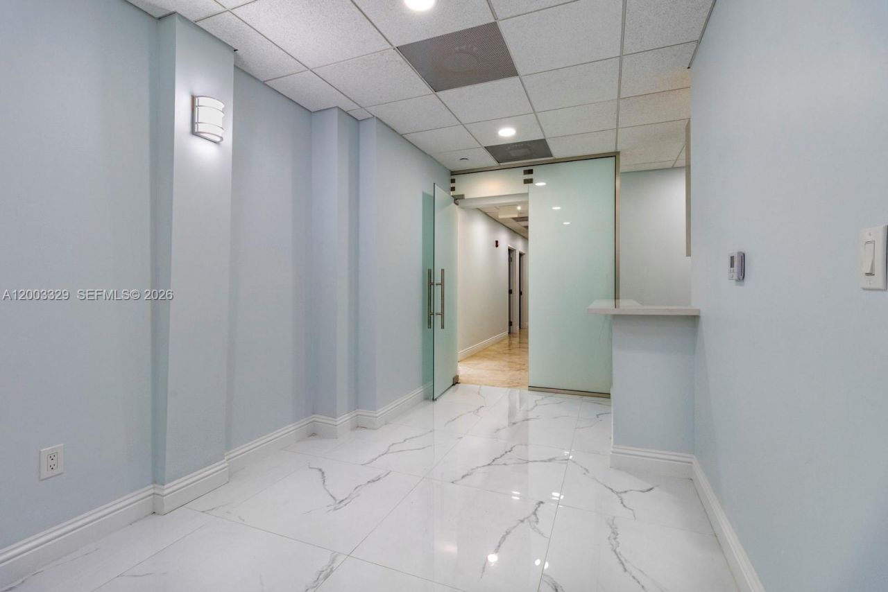 6141 Sunset Dr , Unit 102, South Miami, FL 33143 Photo