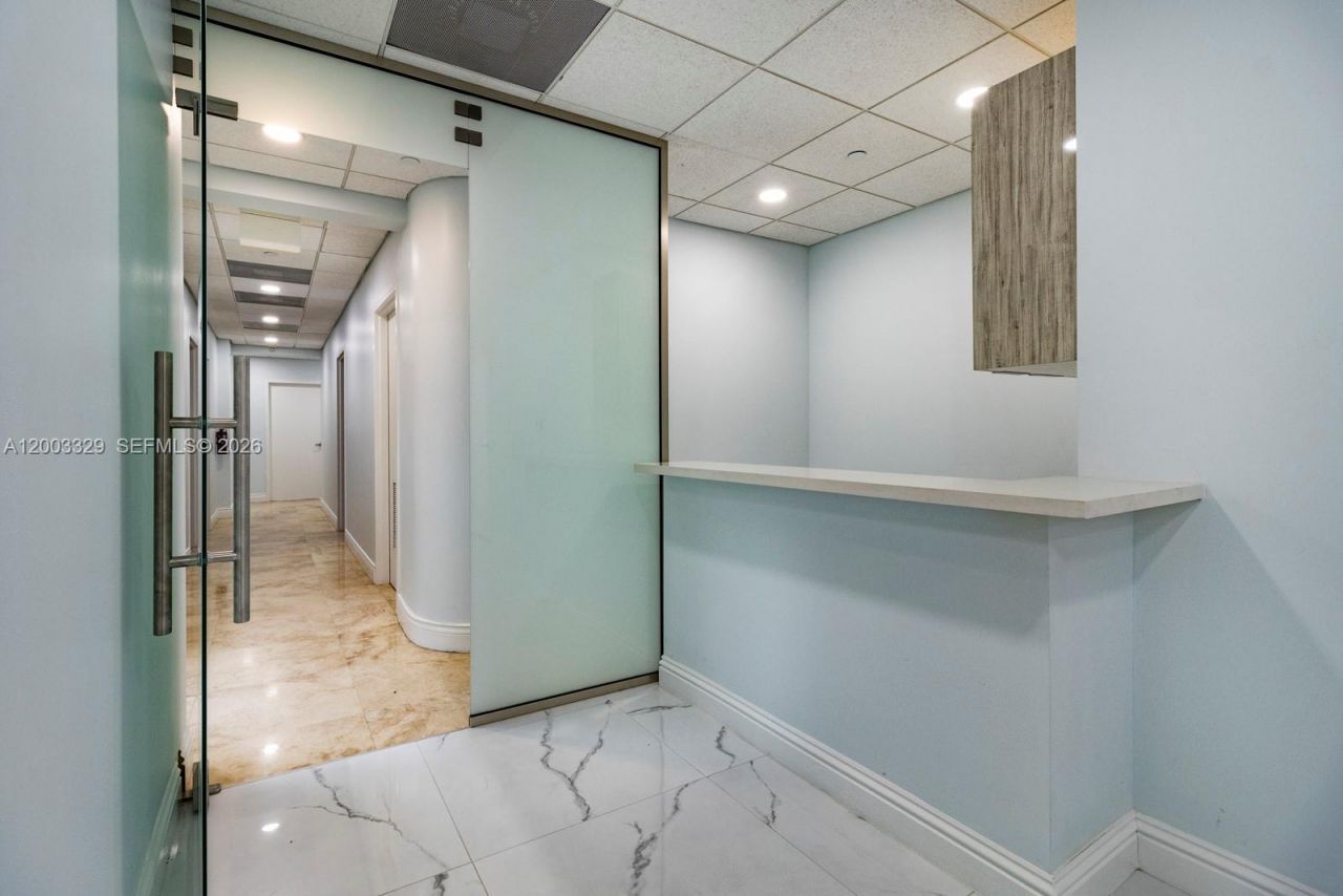 6141 Sunset Dr , Unit 102, South Miami, FL 33143 Photo