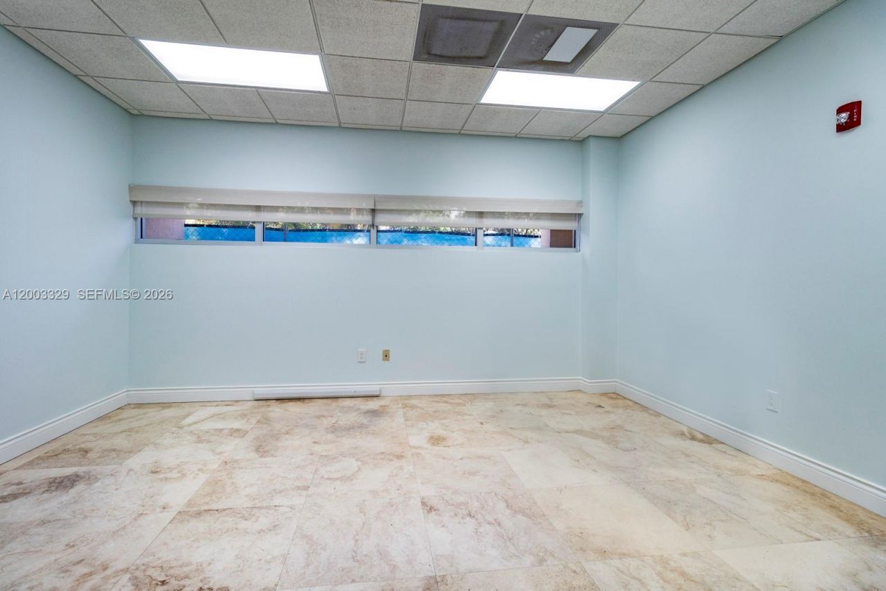 6141 Sunset Dr , Unit 102, South Miami, FL 33143 Photo