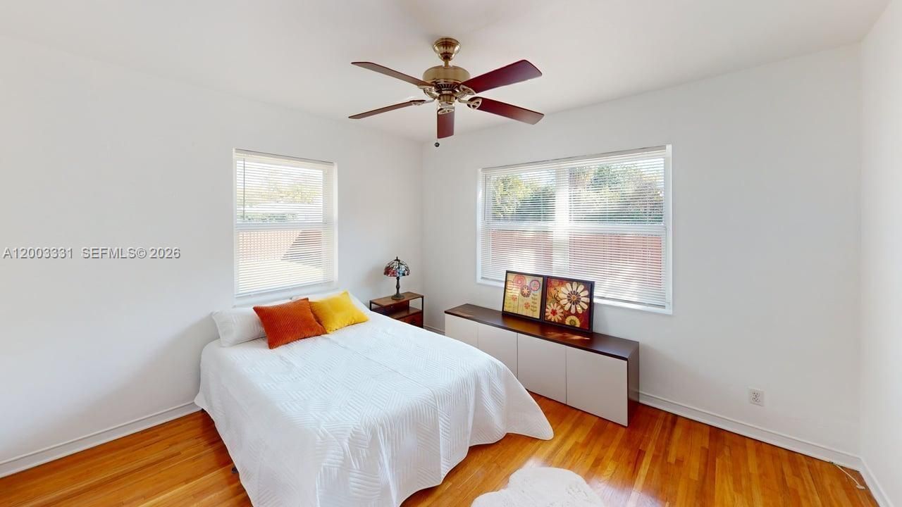 951 NE 116th St , Biscayne Park, FL 33161 Photo