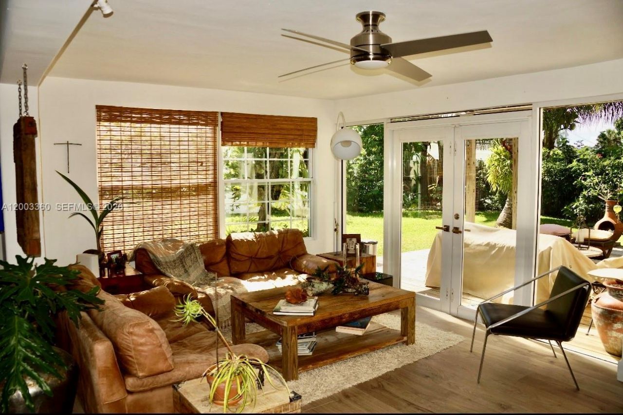 1251 SW 11th Ter, Boca Raton, FL 33486 Photo