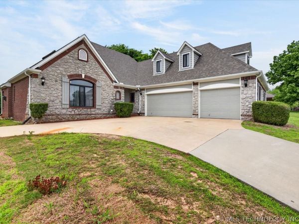 2728 W 66th Place , Tulsa, OK 74132