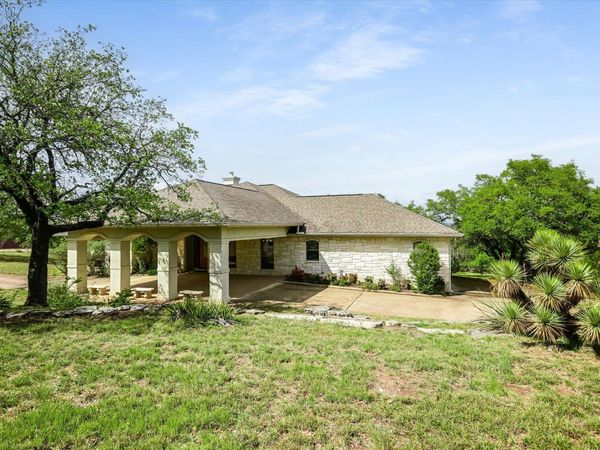 19620 Single Peak CV , Spicewood, TX 78669