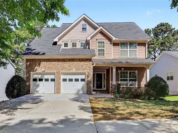 528 Vickers Lane, Locust Grove, GA 30248