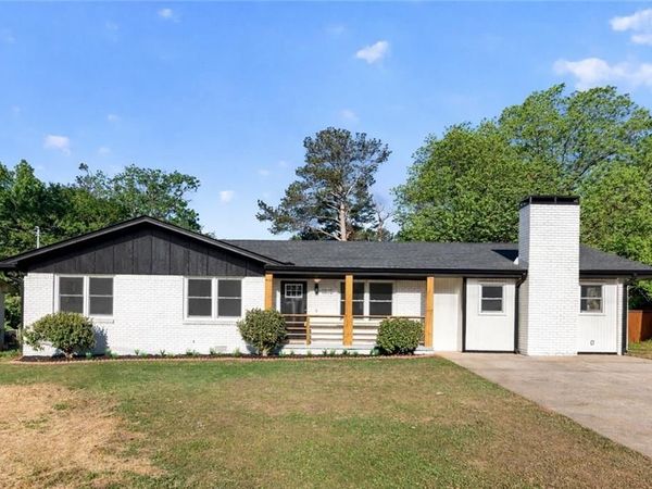 5575 Morning Creek Circle , Atlanta, GA 30349