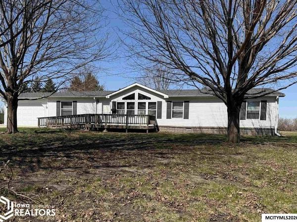 710 Oak Street, Kensett, IA 50448