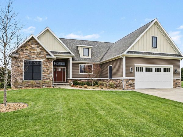 487 Wittenberg Path, St. Joseph, MI 49085