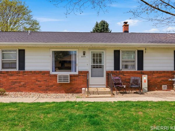 3371 Division Avenue SW, Grandville, MI 49418