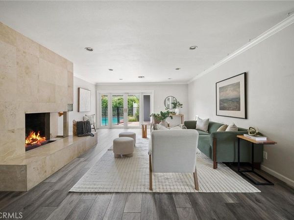 7027 Gloria Avenue, Lake Balboa, CA 91406