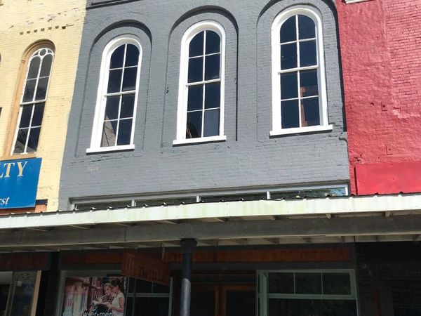 111 N 1st St , Pulaski, TN 38478