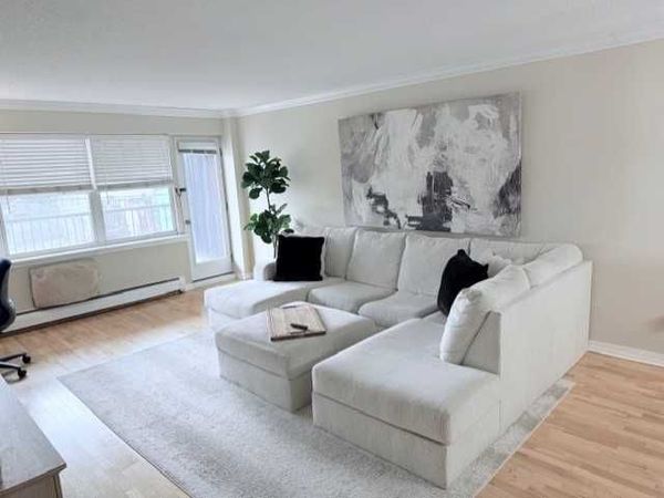 3150 Excelsior Boulevard, Unit 313, Minneapolis, MN 55416