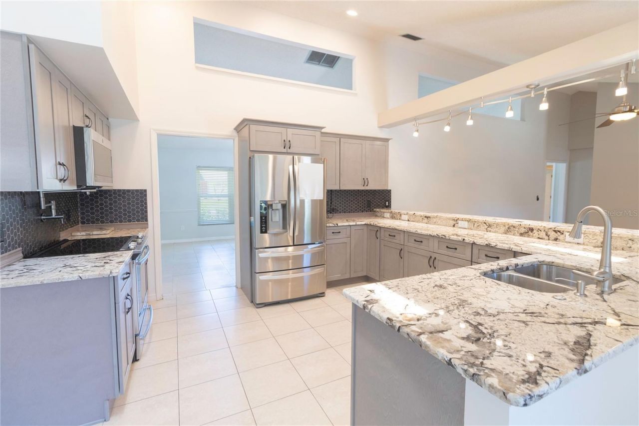 3908 Rosedale Drive , Brandon, FL 33511 Photo