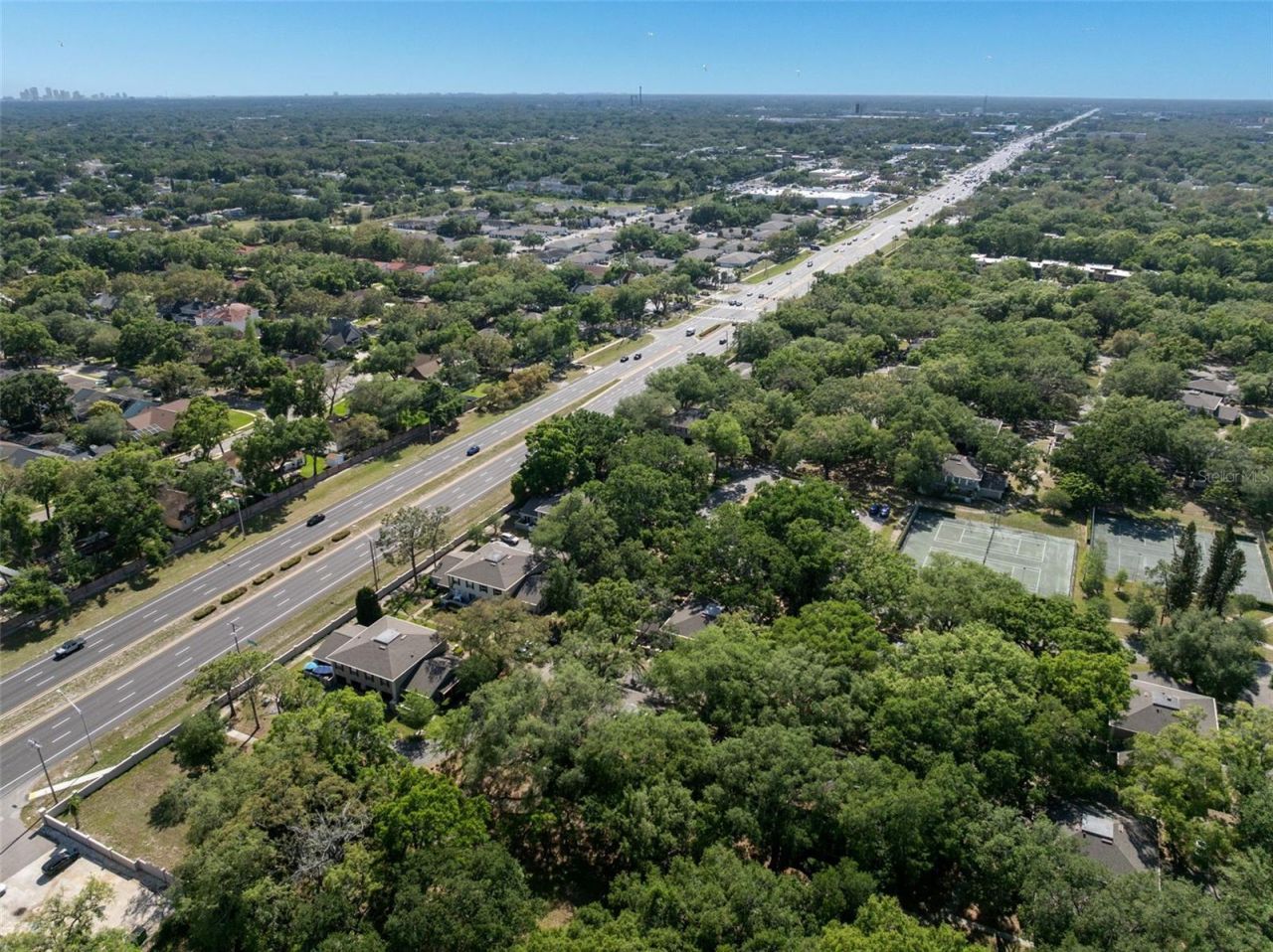 6322 Treetop Circle, Temple Terrace, FL 33617 Photo