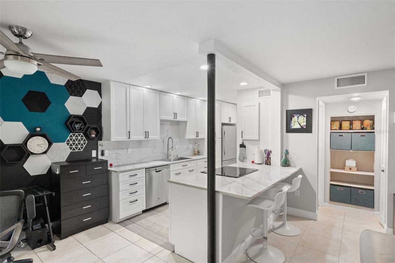 6322 Treetop Circle, Temple Terrace, FL 33617 Photo