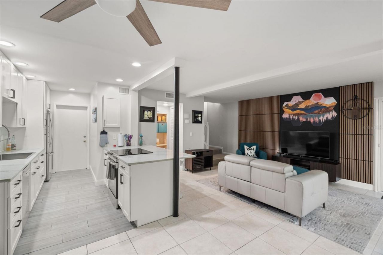 6322 Treetop Circle, Temple Terrace, FL 33617 Photo