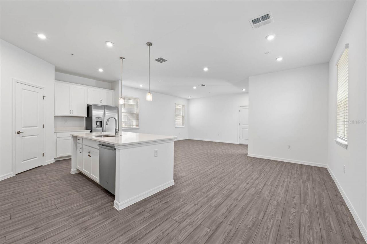 4718 Inner World Lane, Wesley Chapel, FL 33543 Photo