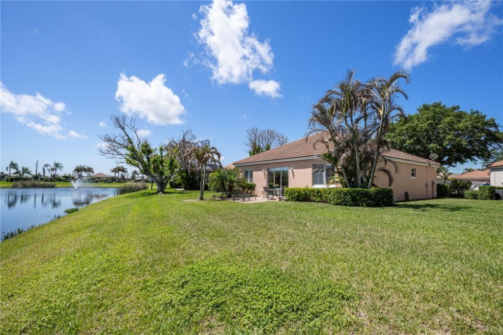 4172 W 16th Square, Vero Beach, FL 32967 Photo